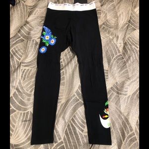 NWT Nike floral leggings